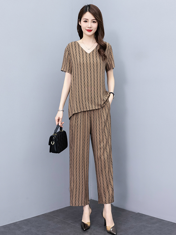 Summer Clothing Over 60 - طقم صيفي جديد فضفاض على الطراز