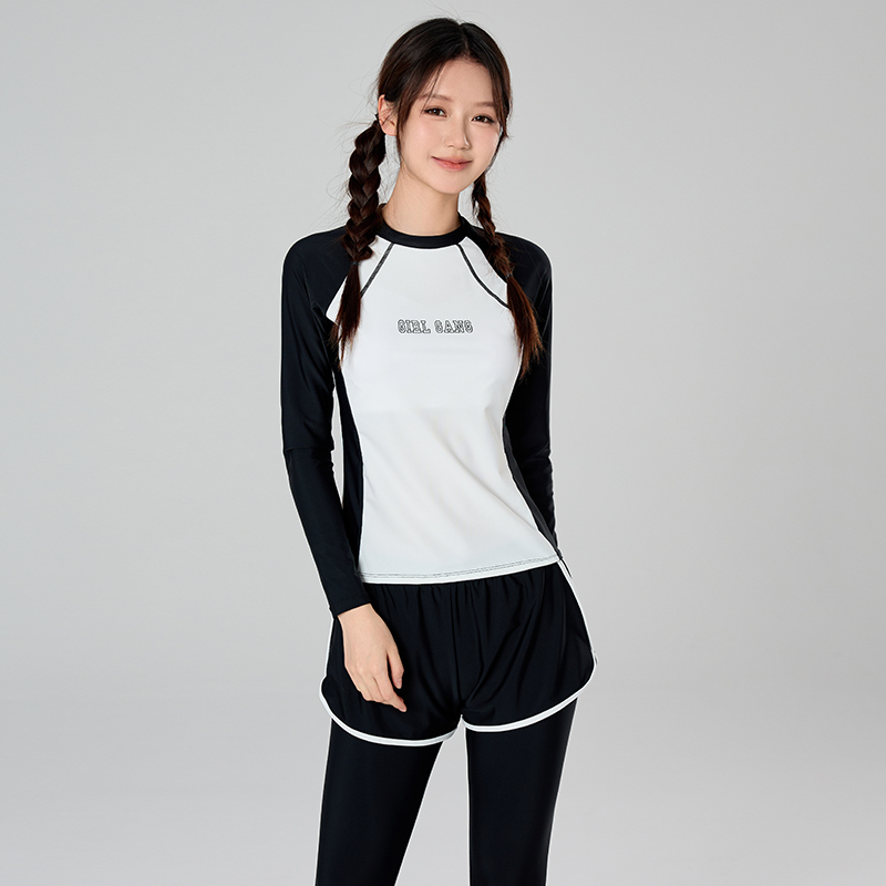 ملابس سباحة للبنات بأكمام طويل - مراجعة Rash Guard Long Sleeve وسعره
