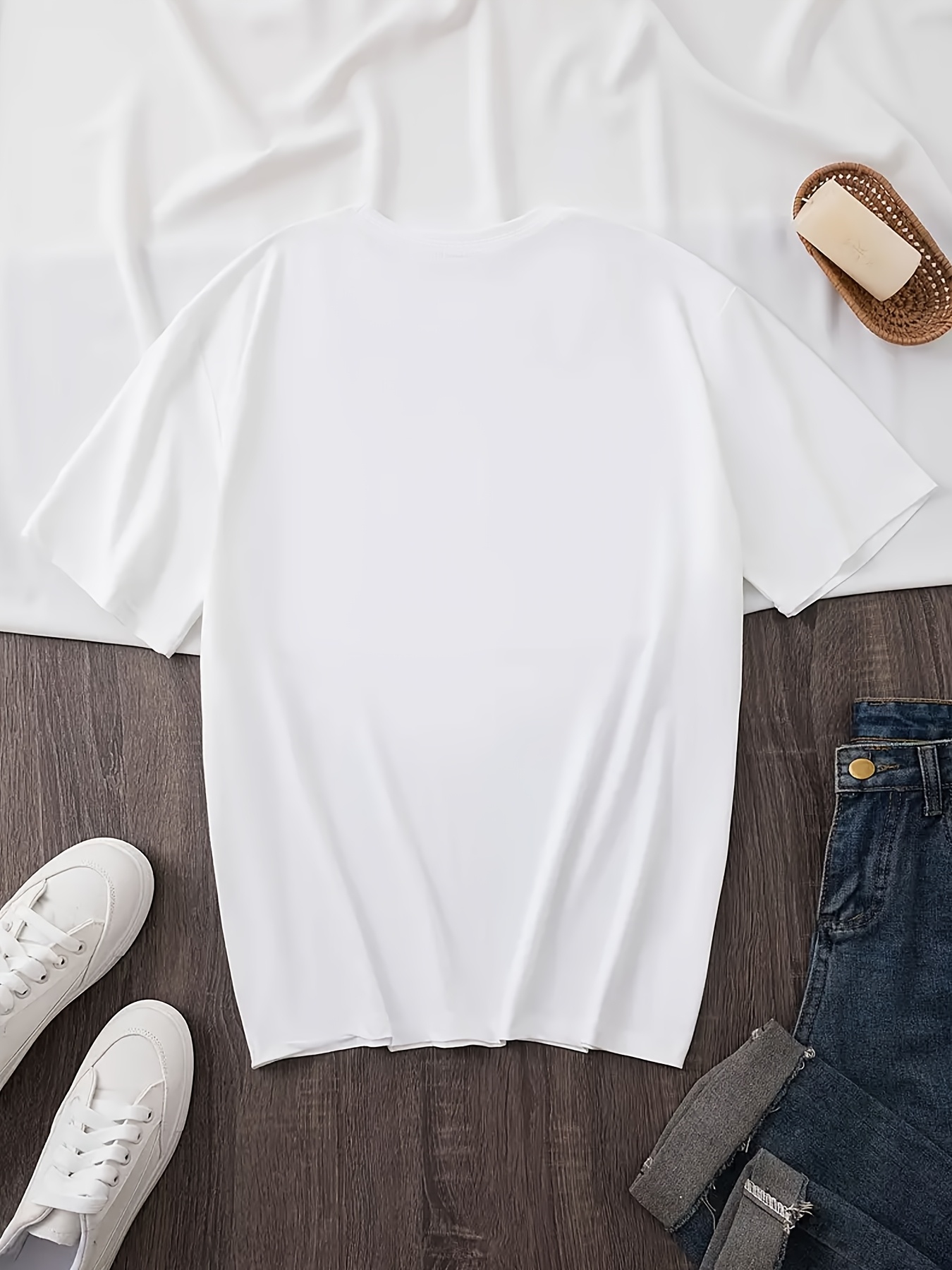 تي شيرت صيفي مطبوع بنمط مخطط ب - مراجعة Summer Light Clothing وسعره